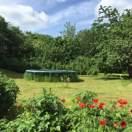 Zirkuswagen Nahe Ostsee Und Schlei * Wagersrott